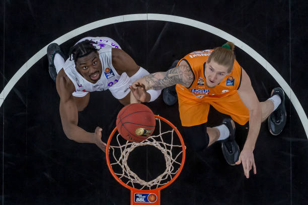 比赛末段 比赛末段